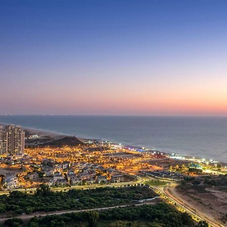 35Th Floor 4 Rooms On The Sea 바트얌 외부 사진