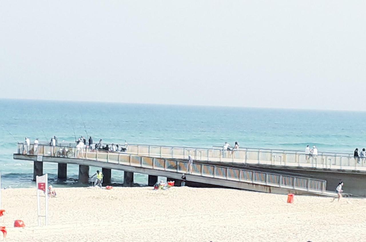 35Th Floor 4 Rooms On The Sea 바트얌 외부 사진